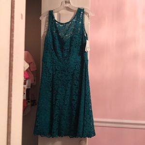 Turquoise short lace dress